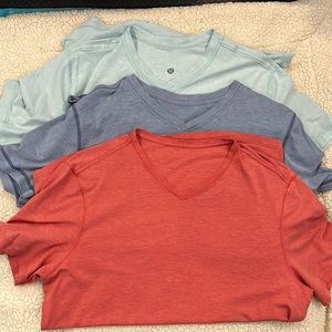 Bundle of 3 Men’s Lululemon size Medium V-neck T-shirts.